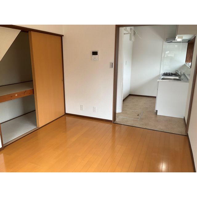 グリーンテラス橋本101号室 リビング