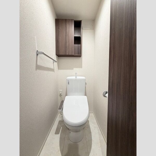 ゼラニウム湘南台302号室 トイレ