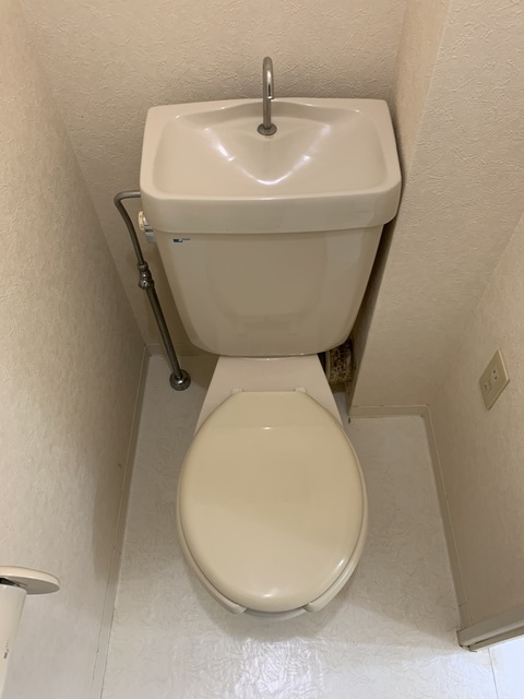 アジュール湘南0209号室 トイレ