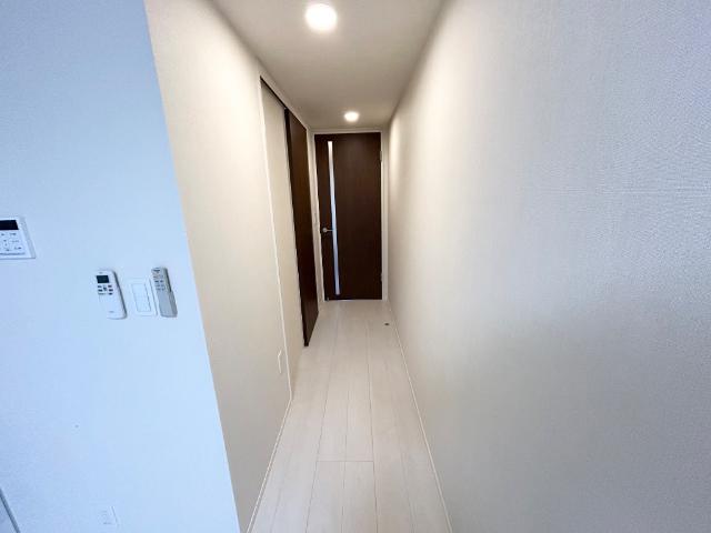 グランプラム本町（ＧｒａｎＰｌｕｍ本町）106号室 廊下