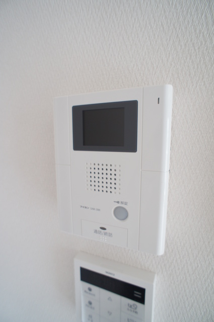 グリシーヌ・ユイット0301号室 モニター付きインターフォン