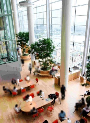 ウィステリアガーデンアネックス3階 川口市立中央図書館