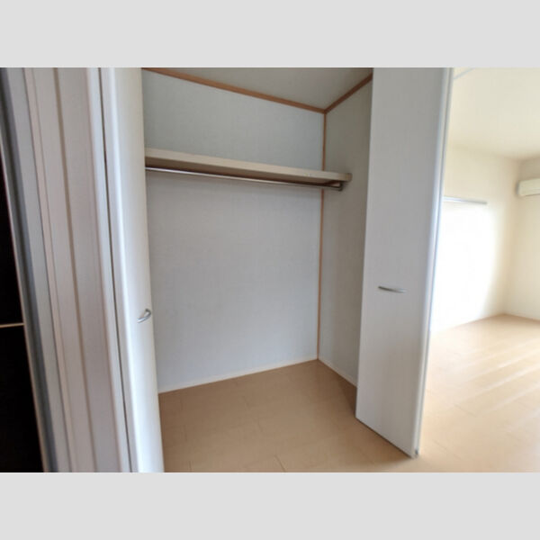 カトルセゾン　B205号室 クローゼット