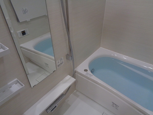 ライオンズ千代田岩本町ミレスーＫＤＡ10階 浴室　※2020年1月撮影