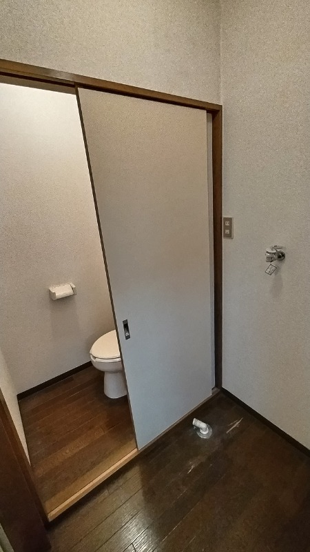 フローラルTokuzumi(E-187) 室内洗濯機置き場