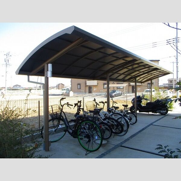 ラランジャ 駐輪場