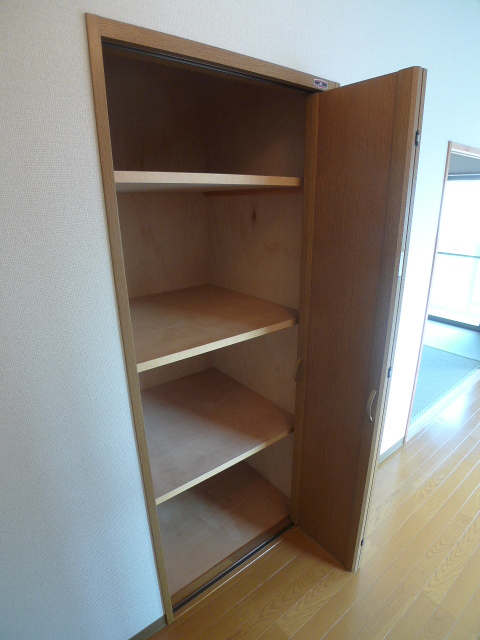 ハイム海神南 収納