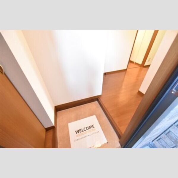 ドルフ・花みずきK 玄関