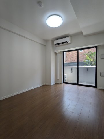 ティーステージジェイアール浜川崎0218号室 リビング