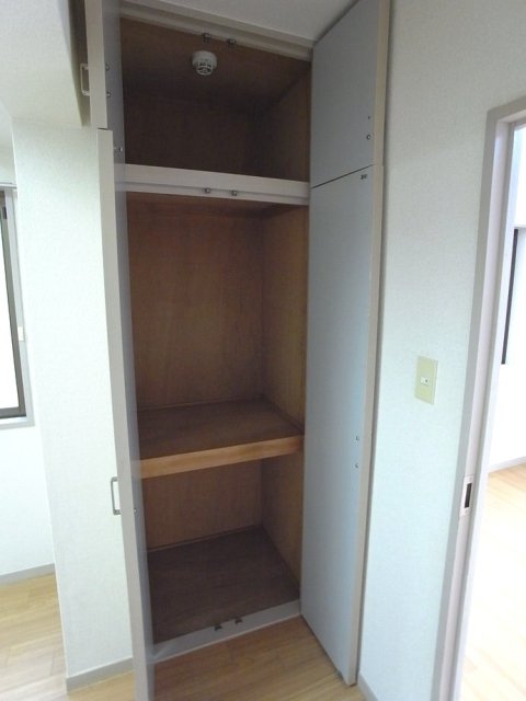 ネクサス巣鴨 収納