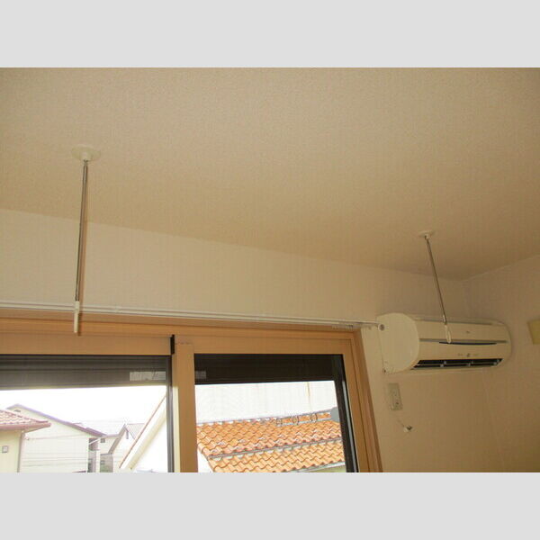 ロジュマン マエバラDEFD202号室 D202(室内物干し)