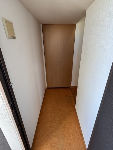 シエルグラン0501号室 玄関