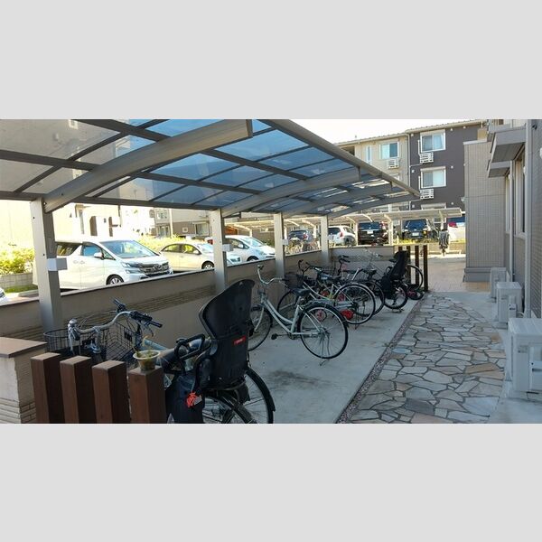 ロイジェントパークス レイクタウン Ⅲ　N 駐輪場