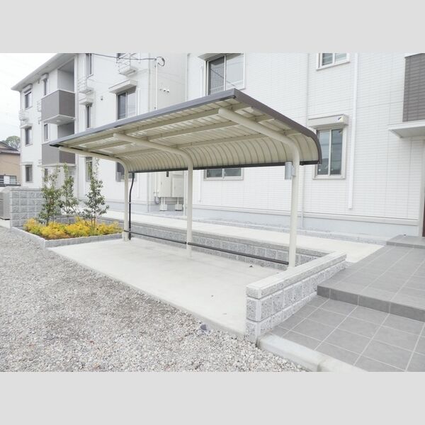 オーチャードヒル　四番館 駐輪場