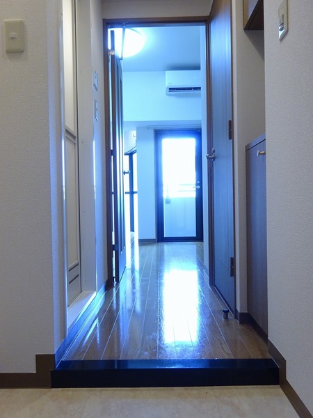 ミリオンプラザ目黒駅前304号室 玄関