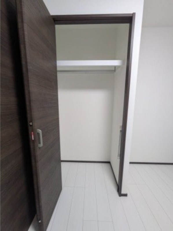 GENOVIA天王台5階 収納