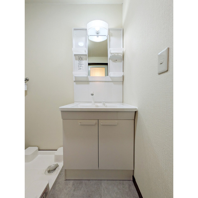 モンメール大磯303号室 内観