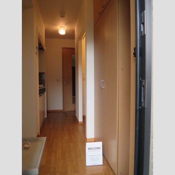 グリーンヴィレッジ 玄関