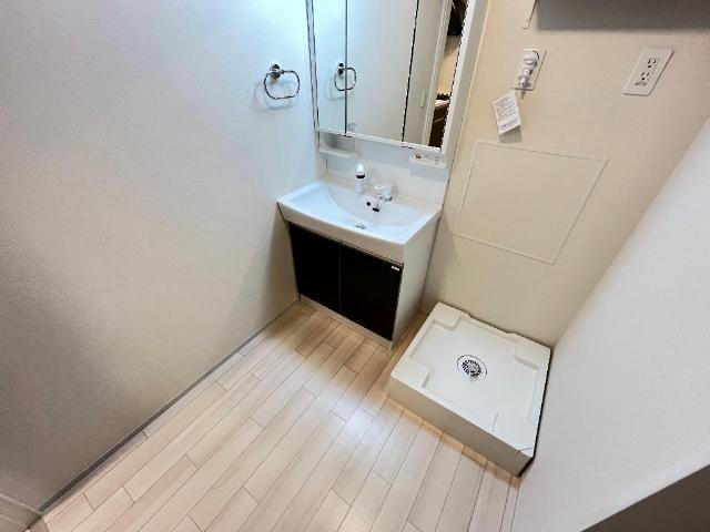 （仮称）小田原市田島マンション新築工事307号室 洗髪洗面化粧台（イメージ）