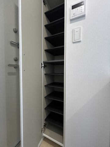 エルファーロ大塚Ⅳ0302号室 収納