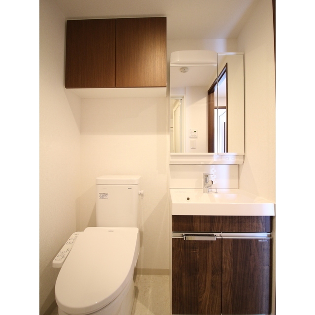 プレール・ドゥーク品川旗の台 二面鏡洗面化粧台