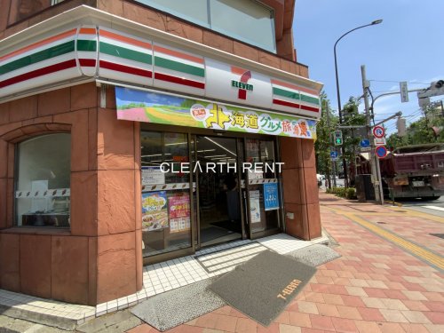 パレステュディオ神田神保町 【コンビニエンスストア】セブンイレブン 神田神保町1丁目店まで576ｍ