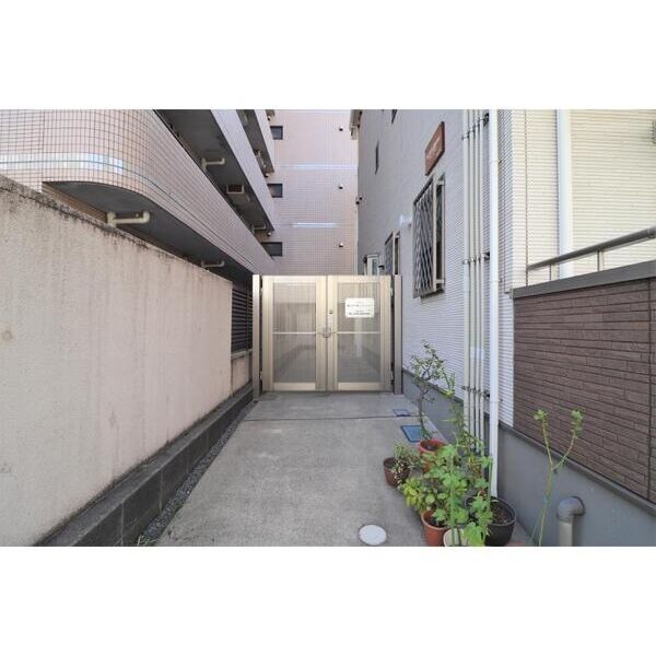 BLOOM　HEIM202号室 エントランス