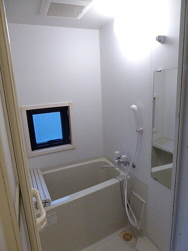 ＢＬＤ．ＮＩＭＯレジデンス 浴室　※同タイプ別部屋前回募集時2021.3撮影