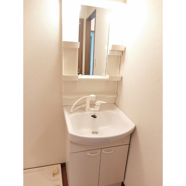 アンプルール フェール アミーⅡ 内観