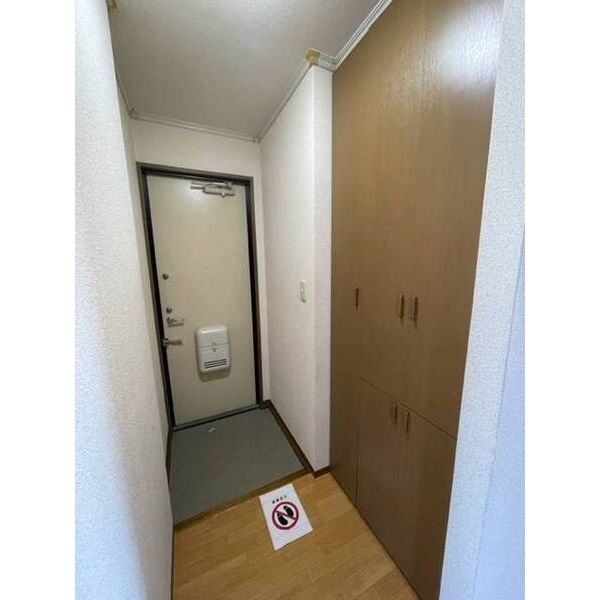 フレマリール柏 玄関