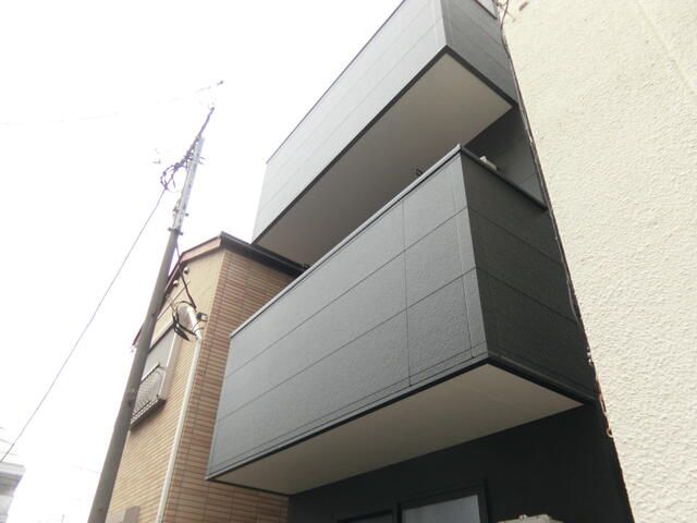 ＭＯＥ吉野町参番館 エントランス
