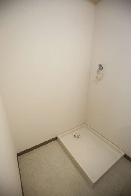 ヴァンシャルマンＯＺ3階 室内洗置