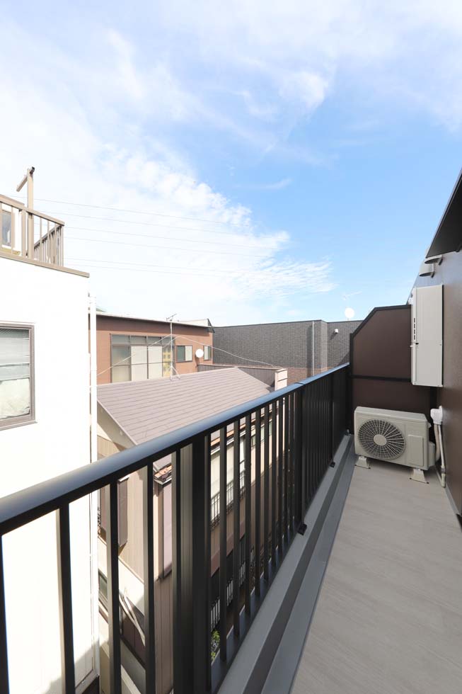 レンティーヴァ綾瀬2階 内観