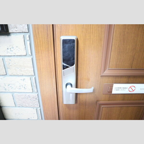 リリー坂下　A/BB102号室 ICカードキー