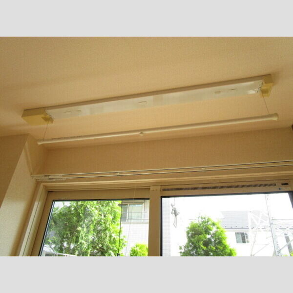 エーデルワイス103号室 室内物干し