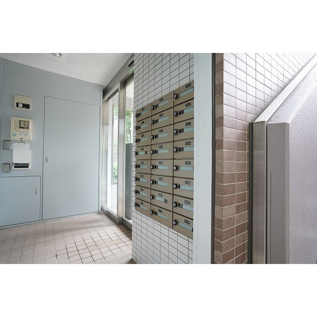 パーシモン・アビデ0303号室 メールボックス