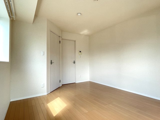 グリーンフラッツ0403号室 同タイプ別居室の写真です。