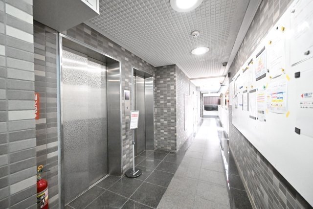 サンセール神楽坂 エントランス