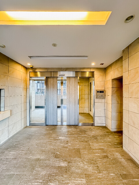 レジディア西船橋4階 エントランス