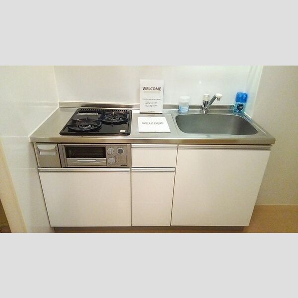 ヴェルデ都町106号室 システムキッチン