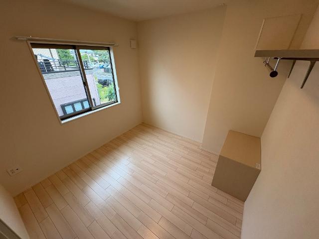 シャンティ・クラ 洋室