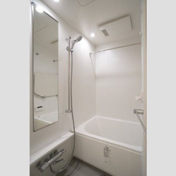 プライムメゾン森下WEST713号室 お風呂