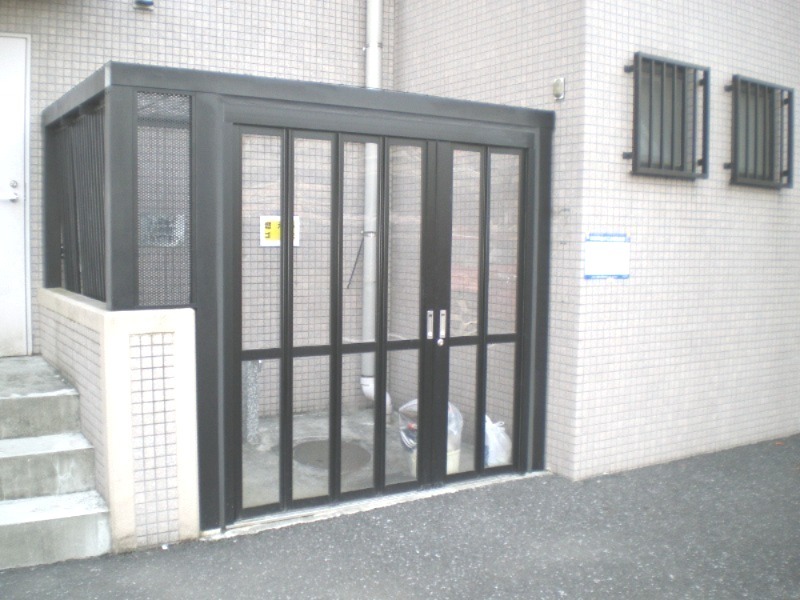 エスペランサ柿生1階 ゴミ捨て場