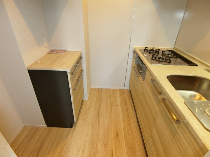 ネベル戸越公園 3口IHヒーター