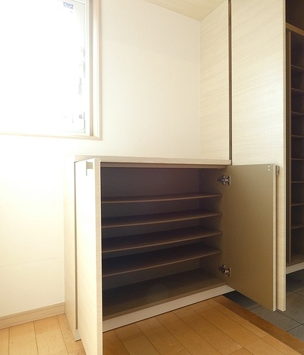三鷹市中原２丁目戸建（ウエスト） 下足入