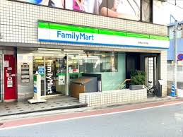メイクスデザイン南青山 【コンビニエンスストア】ファミリーマート 南青山七丁目店まで171ｍ