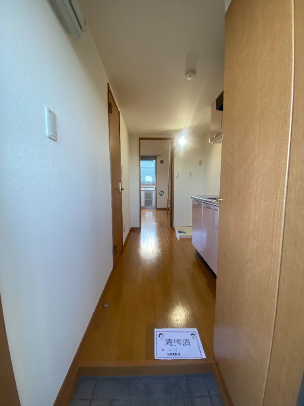 アウローラ2階 玄関