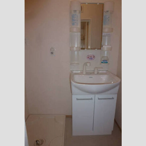 グランドゥール302号室 グランドゥール106洗面室