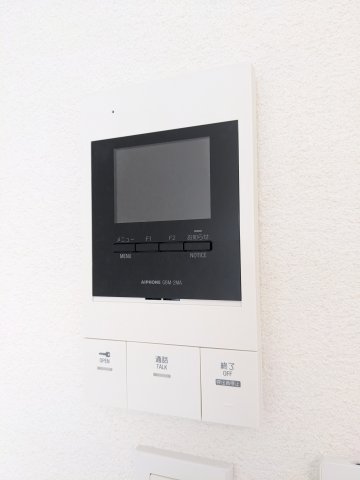 ラグゼフラット東六郷 内観