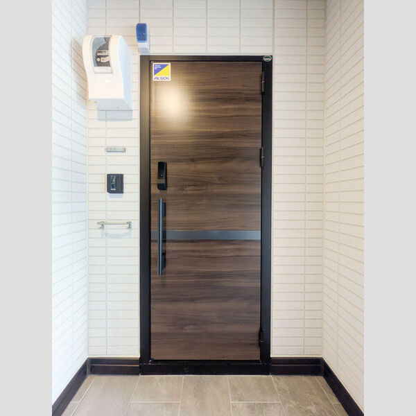 グランヴィル107号室 玄関